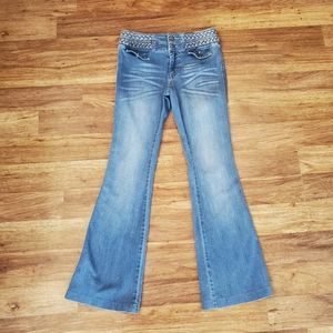 Sun & Shadow Size 7 Flare Jeans